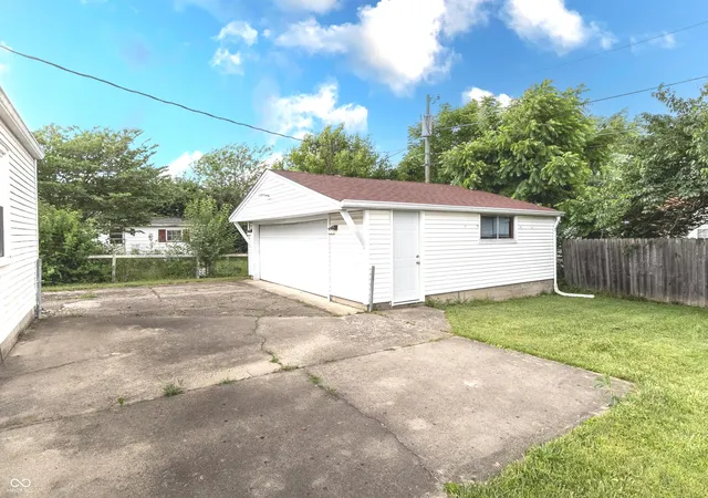 42nd image of 5438 E 20th St, Indianapolis, IN 46218 | MLS# 22095971