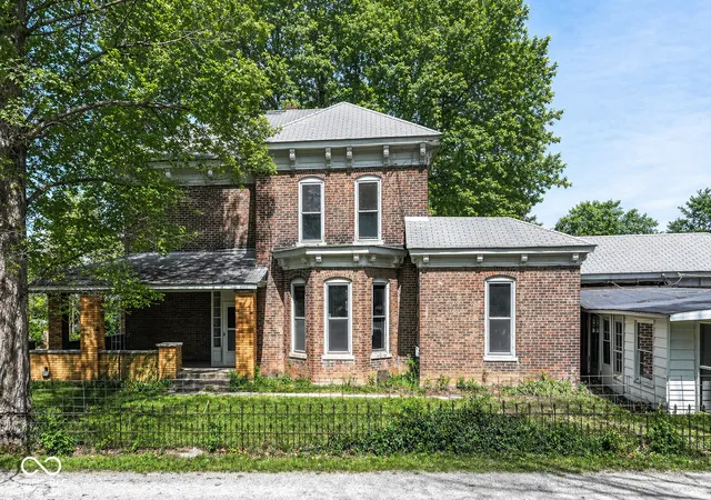1st image of 1660 N 10th St, Noblesville, IN 46060 | MLS# 22096058