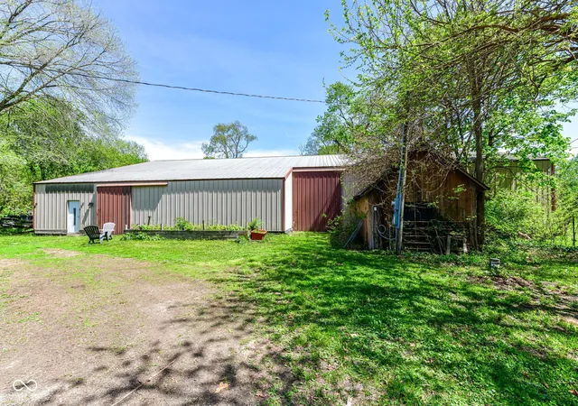 3rd image of 1660 N 10Th St, Noblesville, IN 46060 | MLS# 22096058