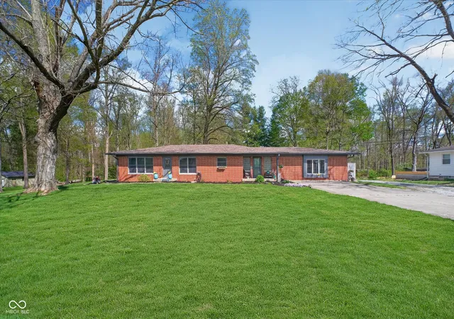 1st image of 3955 S Smokey Row Rd, Greenwood, IN 46143 | MLS# 22096070