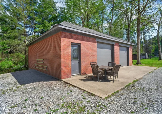 Photo 3 of Sale Pending at 3955 S Smokey Row Rd, Greenwood, IN 46143 | MLS# 22096070 | Listing updated on 2026-08-31