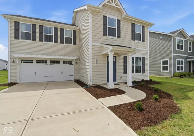 Photo 3 of Single family home for sale at 1357 Cascades Dr, Greenfield, IN 46140 | MLS# 22096143 | Listing updated on 2026-08-24