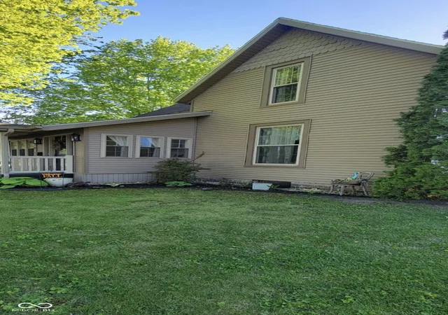 Photo 4 of Sale Pending at 1301 5th Street, Covington, IN 47932 | MLS# 22096150 | Listing updated on 2026-08-20