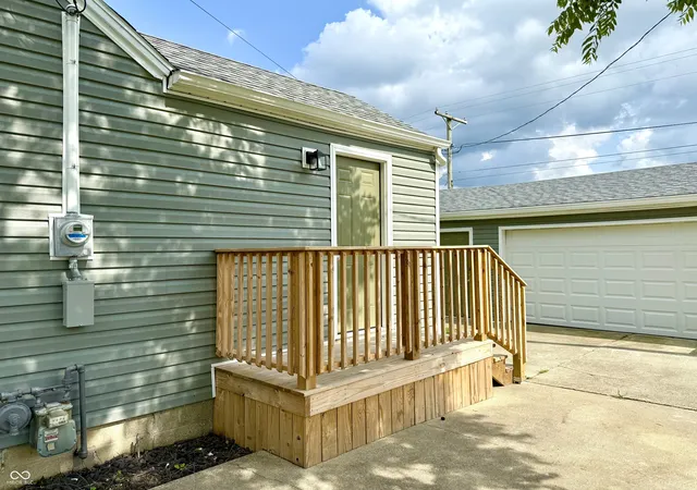 image of 405 E Cowing Dr, Muncie, IN 47303 | MLS# 22096184