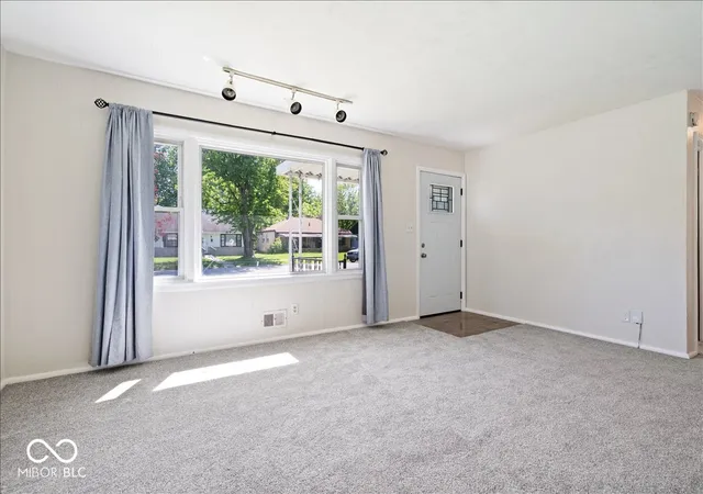 4th image of 4772 N Mitchner Ave, Indianapolis, IN 46226 | MLS# 22096193