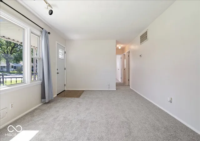 5th image of 4772 N Mitchner Ave, Indianapolis, IN 46226 | MLS# 22096193