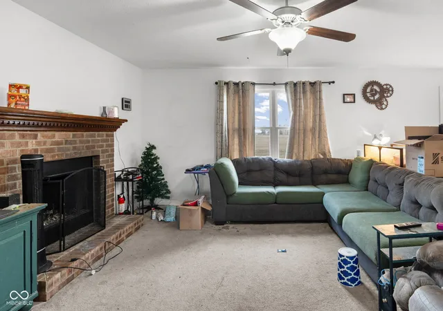 Homes for sale in Frankfort, IN | 4920 S Old County Road 500 W, Frankfort, IN 46041 | MLS# 22096254