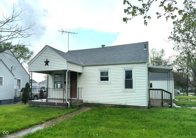3rd image of 616 W 38Th St, Anderson, IN 46013 | MLS# 22096291