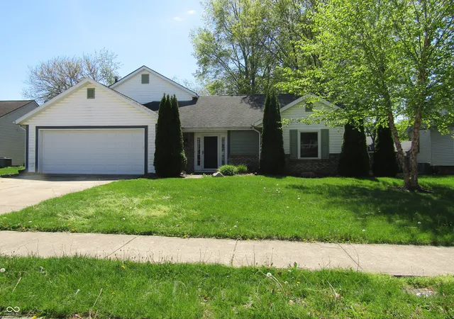 Homes for sale in Lafayette, IN | 1401 Southport Dr, Lafayette, IN 47909 | MLS# 22096397