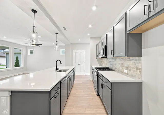 Photo 3 of Single family home for sale at 810 Possman Way, Westfield, IN 46074 | MLS# 22096406 | Listing updated on 2026-09-29