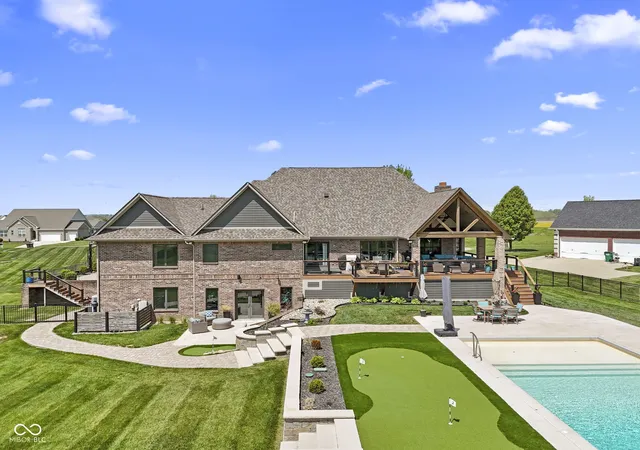 3rd image of 6719 E Cross Timbers Ct, Martinsville, IN 46151 | MLS# 22096417