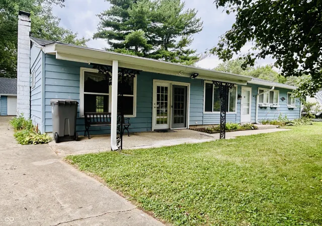 Photo 3 of Sale Pending at 4231 Standish Dr, Indianapolis, IN 46221 | MLS# 22096433 | Listing updated on 2026-07-24