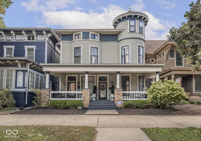 1st image of 1471 N Delaware St, Indianapolis, IN 46202 | MLS# 22096552
