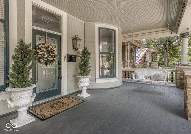 2nd image of 1471 N Delaware St, Indianapolis, IN 46202 | MLS# 22096552