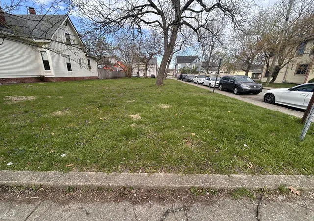 2nd image of 1656 N Delaware St, Indianapolis, IN 46202 | MLS# 22096555