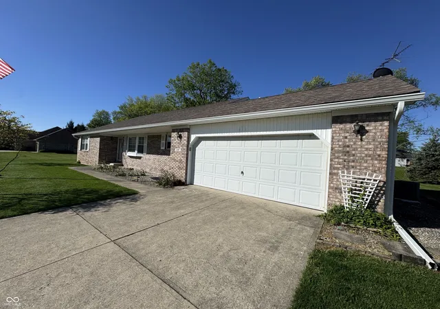 Homes for sale in Rushville, IN | 1207 N Monroe Wy, Rushville, IN 46173 | MLS# 22096597