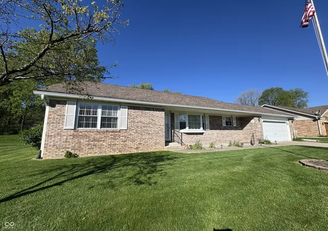 Homes for sale in Rushville, IN | 1207 N Monroe Wy, Rushville, IN 46173 | MLS# 22096597