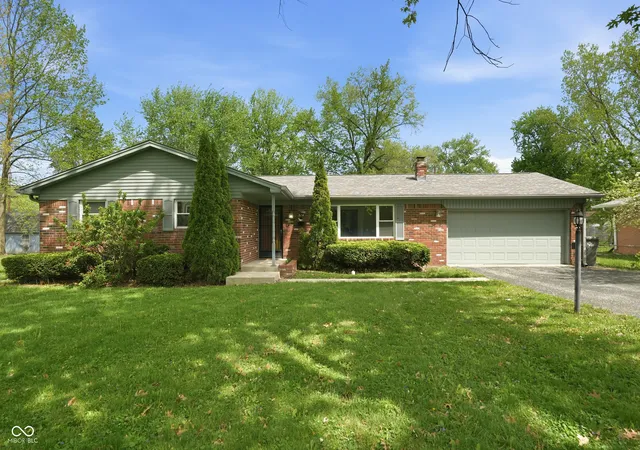 Homes for sale in Indianapolis, IN | 814 Sprague St, Indianapolis, IN 46217 | MLS# 22096640