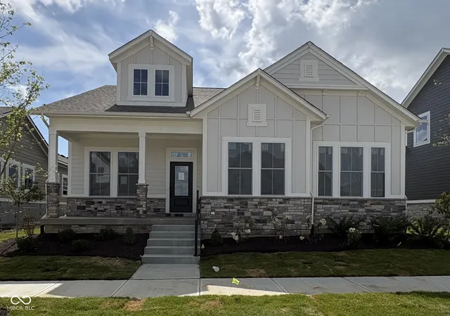 1st image of 6076 Salisbury St, Zionsville, IN 46077 | MLS# 22096669