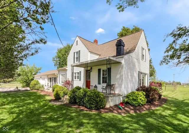 Photo 2 of Single family home for sale at 9796 W 300 South, Lapel, IN 46051 | MLS# 22096687 | Listing updated on 2026-09-18