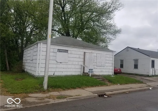 2nd image of 3726 N Emerson Ave, Indianapolis, IN 46218 | MLS# 22096688
