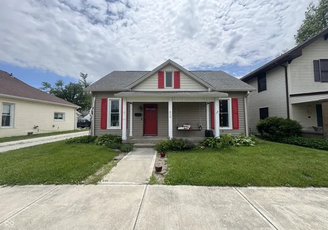 Homes for sale in Greensburg, IN | 815 E Washington St, Greensburg, IN 47240 | MLS# 22096741