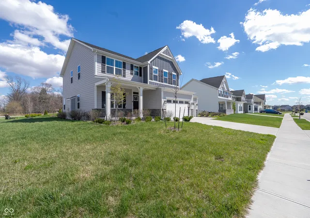 3rd image of 16789 Ayshire Dr, Fishers, IN 46037 | MLS# 22096829