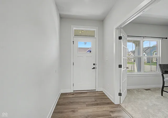 5th image of 16789 Ayshire Dr, Fishers, IN 46037 | MLS# 22096829