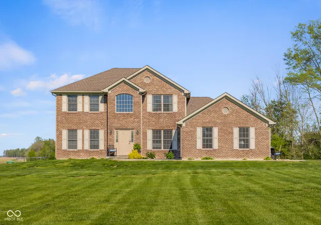 Homes for sale in Hope, IN | 11005 N County Road 425 E, Hope, IN 47246 | MLS# 22096841