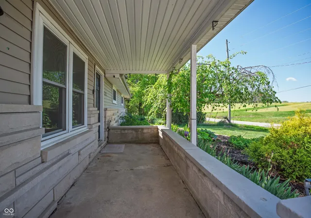 Homes for sale in North Vernon, IN | 560 S County Road 700 W, North Vernon, IN 47265 | MLS# 22096884
