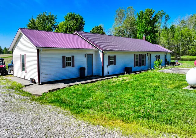 4th image of 4115 E Olive Branch Rd, Bloomfield, IN 47424 | MLS# 22096893