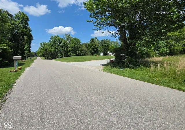 4th image of 0 Blue Barn Rd, Bloomfield, IN 47424 | MLS# 22096894
