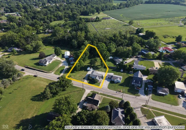 Photo 3 of Single family home for sale at 507 S Michigan Ave, Greensburg, IN 47240 | MLS# 22096987 | Listing updated on 2026-08-08
