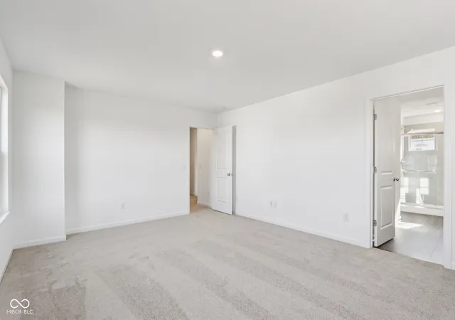 Photo 4 of Sale Pending at 5589 Arcade Blvd, Mc Cordsville, IN 46055 | MLS# 22096995 | Listing updated on 2026-08-16