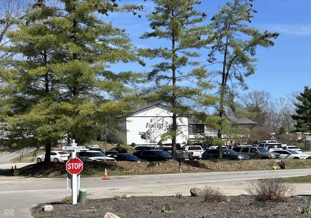 4th image of 2032 Silver Fox Dr W, Martinsville, IN 46151 | MLS# 22097000