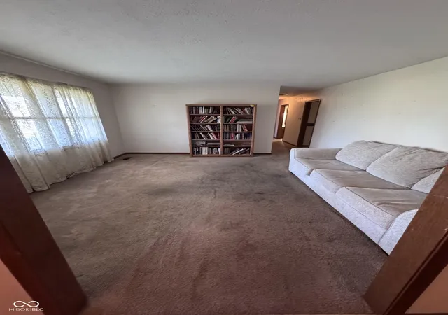 5th image of 2333 Windmire Wy, Anderson, IN 46012 | MLS# 22097065