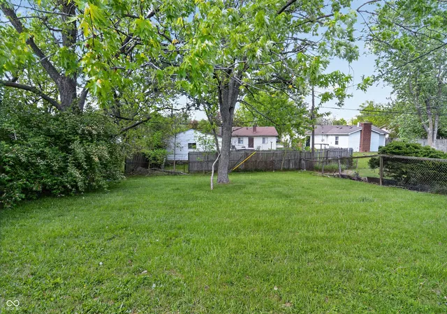 32nd image of 7840 Bellwood Dr, Indianapolis, IN 46226 | MLS# 22097166