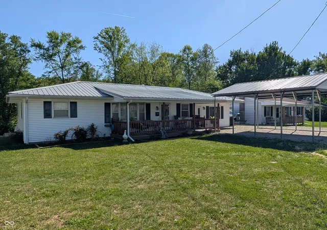 Homes for sale in North Vernon, IN | 201 Davis St, North Vernon, IN 47265 | MLS# 22097194