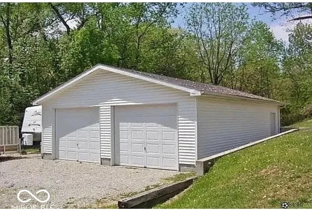 Homes for sale in North Vernon, IN | 201 Davis St, North Vernon, IN 47265 | MLS# 22097194