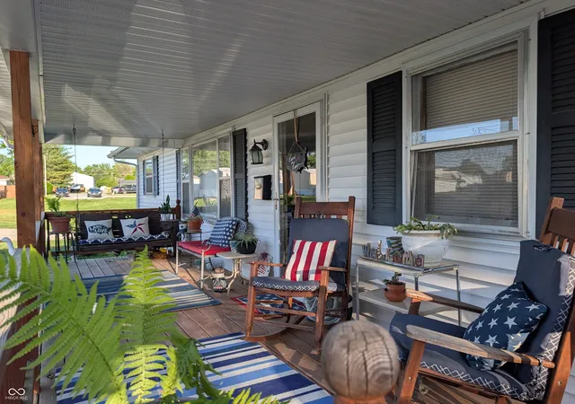 Homes for sale in North Vernon, IN | 201 Davis St, North Vernon, IN 47265 | MLS# 22097194