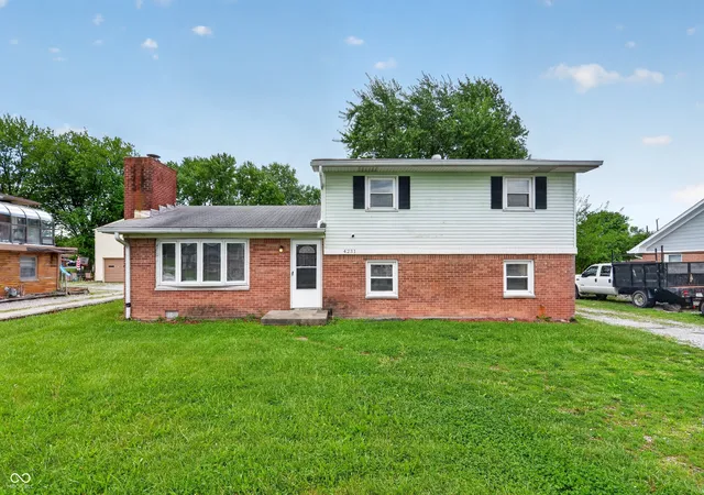 1st image of 4231 E Thompson Rd, Indianapolis, IN 46237 | MLS# 22097248