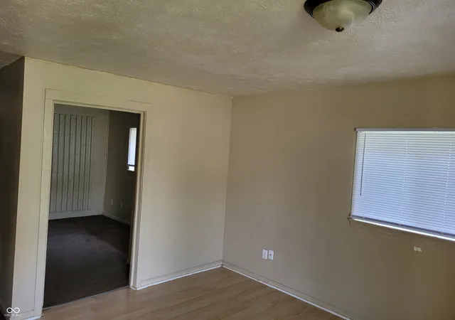 5th image of 2615 Collier St, Indianapolis, IN 46241 | MLS# 22097260