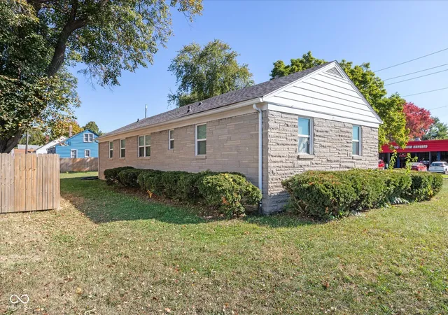 Homes for sale in Indianapolis, IN | 506 Lawrence Ave, Indianapolis, IN 46227 | MLS# 22097285