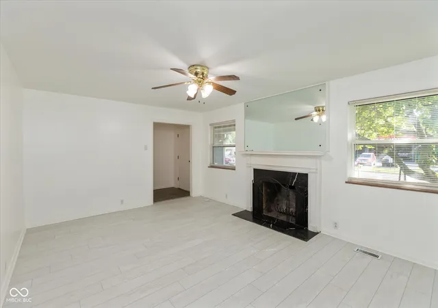 3rd image of 506 Lawrence Ave, Indianapolis, IN 46227 | MLS# 22097285