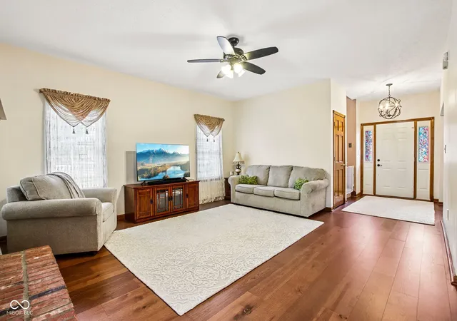 Photo 4 of Single family home for sale at 8344 Hunters Meadow Ct, Indianapolis, IN 46259 | MLS# 22097303 | Listing updated on 2026-10-07