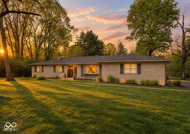 Photo 2 of Single family home for sale at 7050 Allisonville Rd, Indianapolis, IN 46220 | MLS# 22097326 | Listing updated on 2026-10-07
