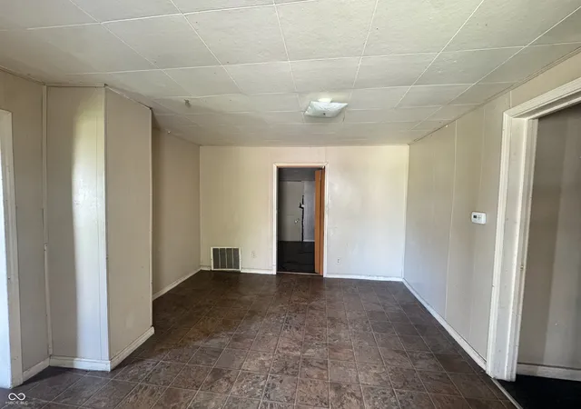 Photo 3 of Single family home for sale at 319 W Forsythe St, Greensburg, IN 47240 | MLS# 22097338 | Listing updated on 2026-08-31