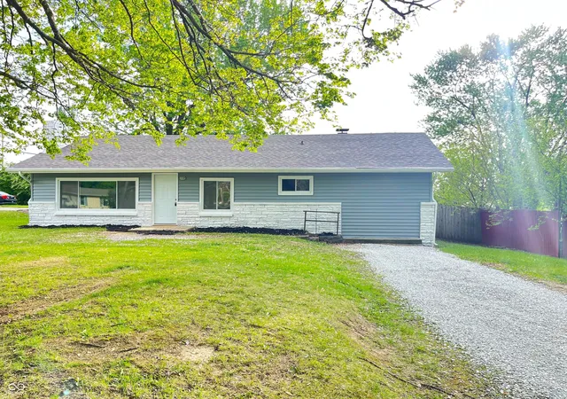 1st image of 1523 Northcrest Dr, Anderson, IN 46012 | MLS# 22097433
