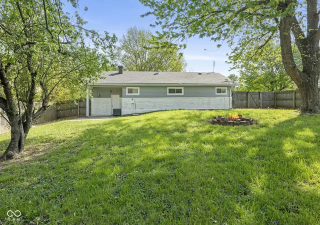 33rd image of 1523 Northcrest Dr, Anderson, IN 46012 | MLS# 22097433