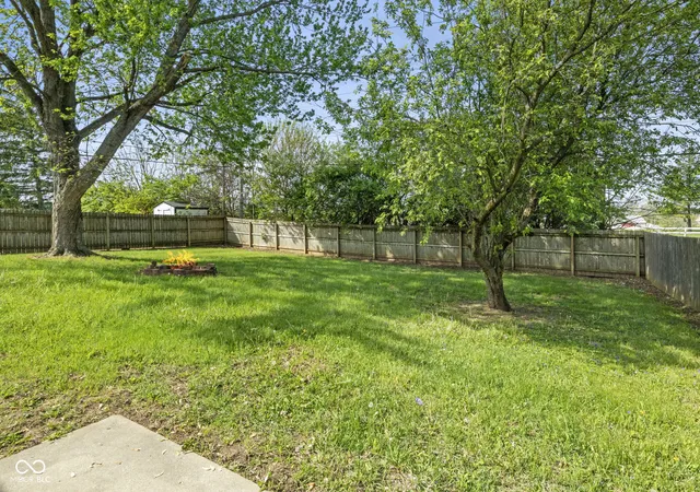 5th image of 1523 Northcrest Dr, Anderson, IN 46012 | MLS# 22097433